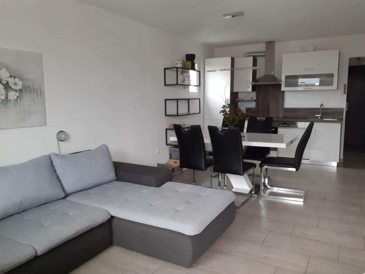 Apartma Javorscek بوويتش المظهر الخارجي الصورة